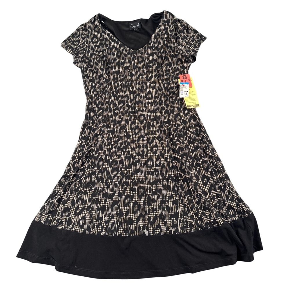 Connected Apparel  Animal Print Black & Tan Short Sleeve V-Neck Ladies 8 418 418